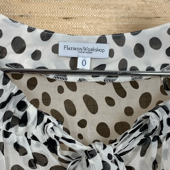 🍁Silk Chiffon 3/4 Bell Sleeve Pussybow Top - Picture 3 of 8